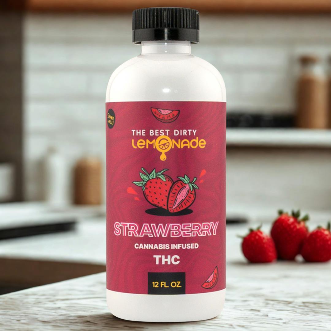 Photograph of product: Strawberry lemonade | 12oz.