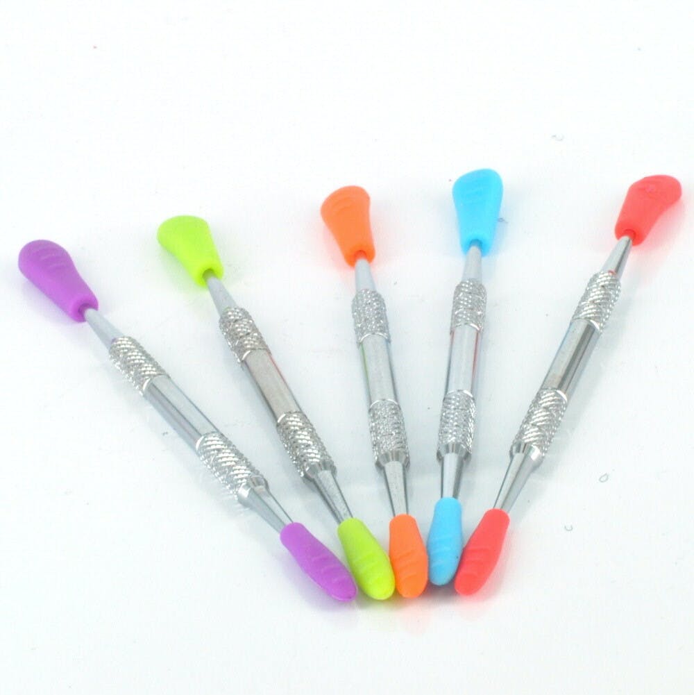 Photograph of product: Dab Stick Tool with silicone sleeves