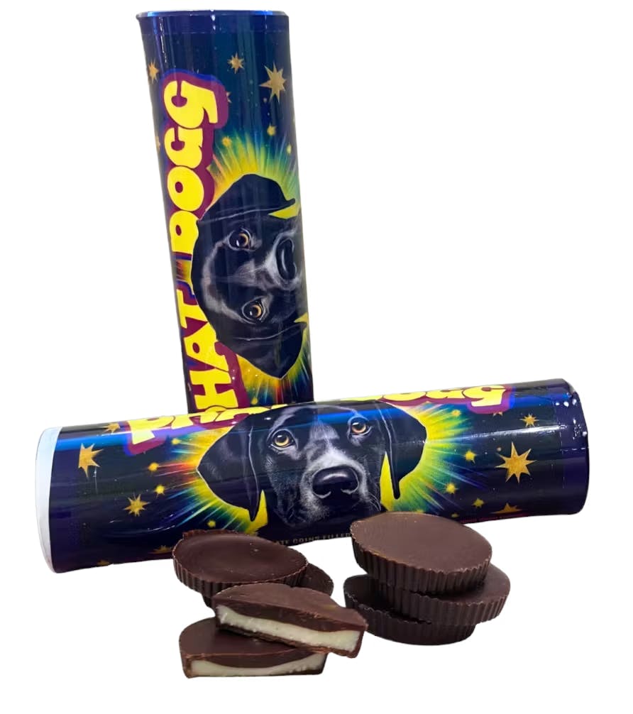 Photograph of product: Phat Dogg - Black N' White - 100mg 20pk Chocolate Coins