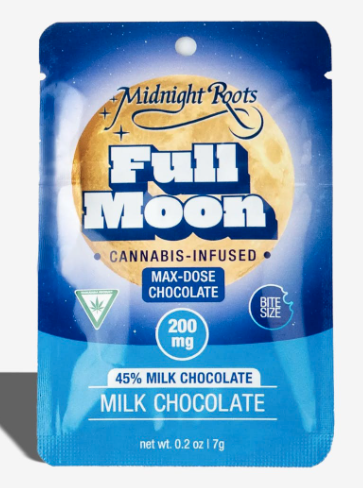 Photograph of product: MIDNIGHT ROOTS - Milk Chocolate Full Moon 200mg