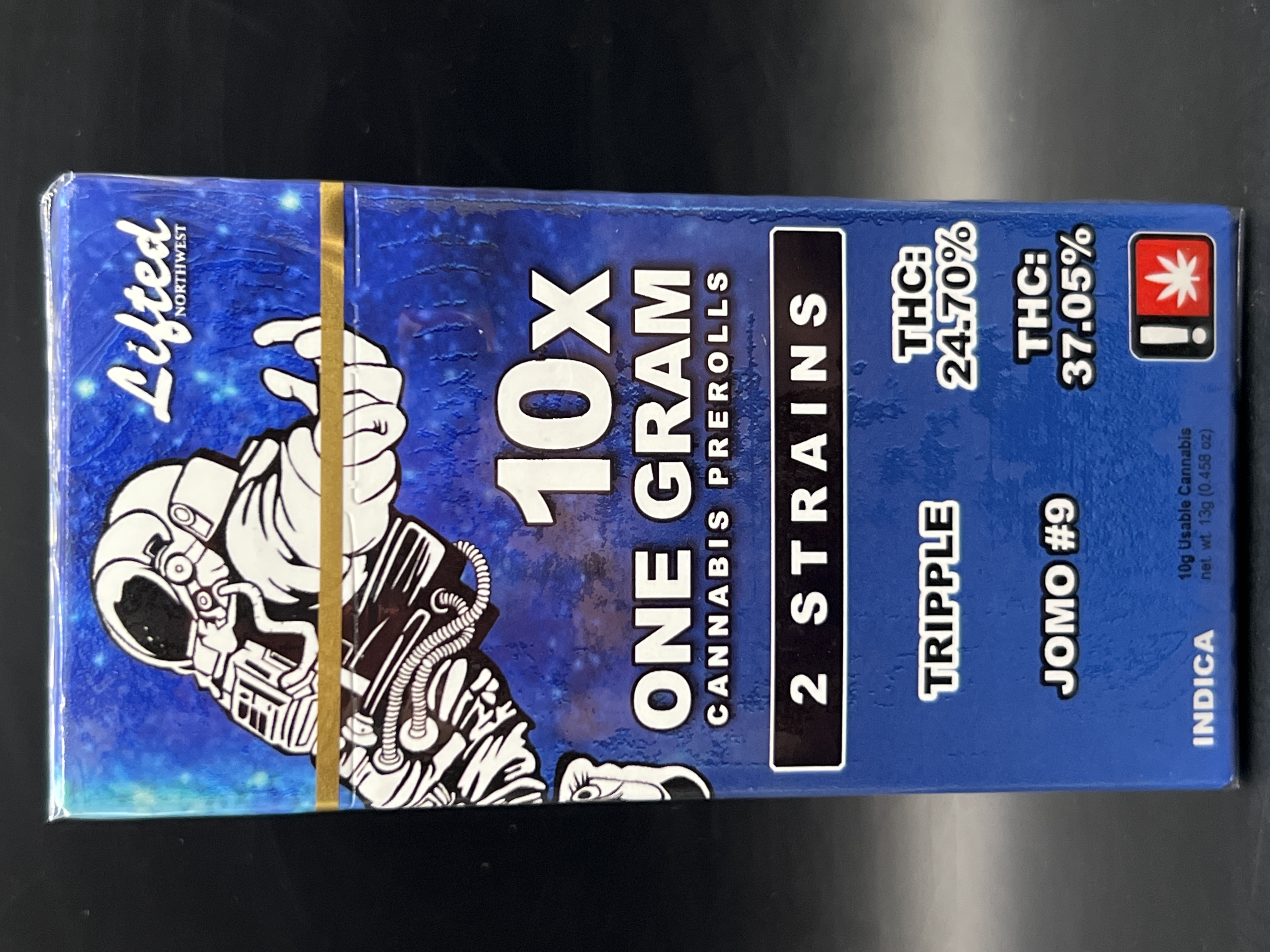Photograph of product: Lifted Full Tripple x Jomo #9 Oui'd 10pk