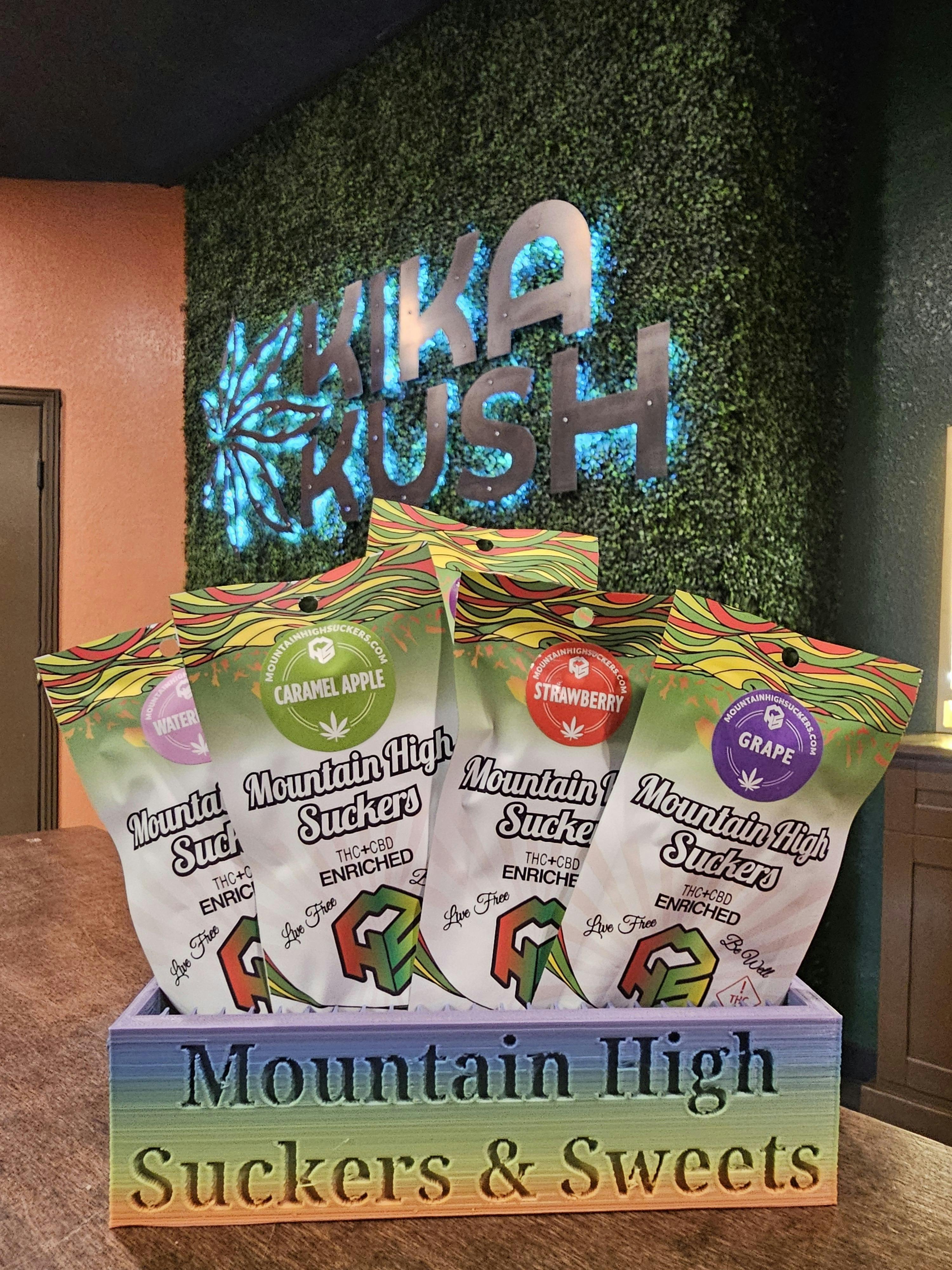 Photograph of product: Mountain High Suckers - Sugar Free Suckers - Grape - 30mg