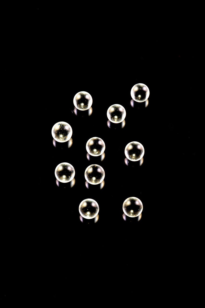 Photograph of product: 4mm Quartz Banger Beads
