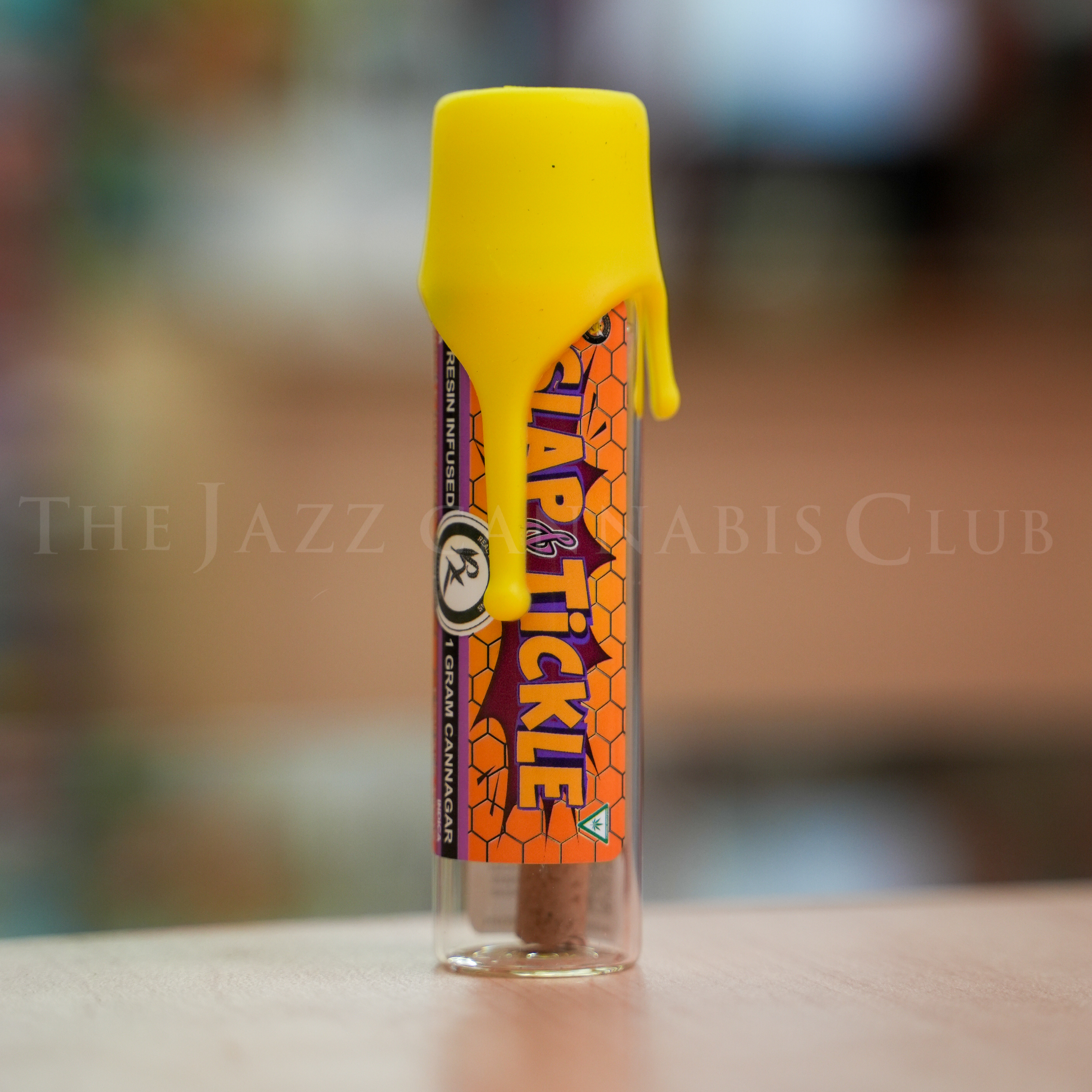 Photograph of product: Cannabee Extracts - Slap & Tickle Terp Diamond Infused Pre Roll (Oui'd)