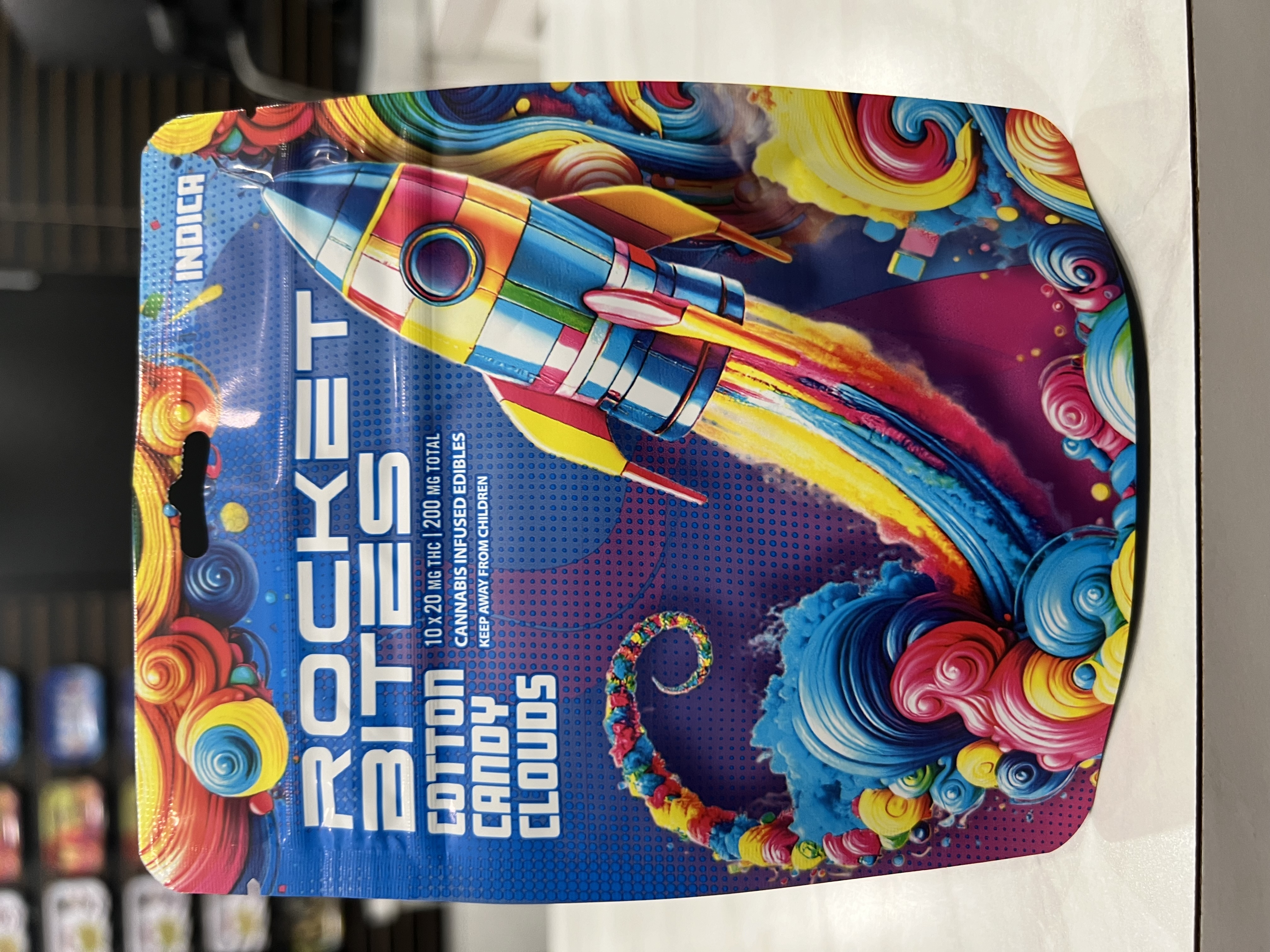 Photograph of product: Rocket Bites - Gummies - Cotton Candy Clouds - 200mg