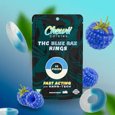 Photograph of product: Chewii - Rings - Gummies - Blue Raz - 200MG