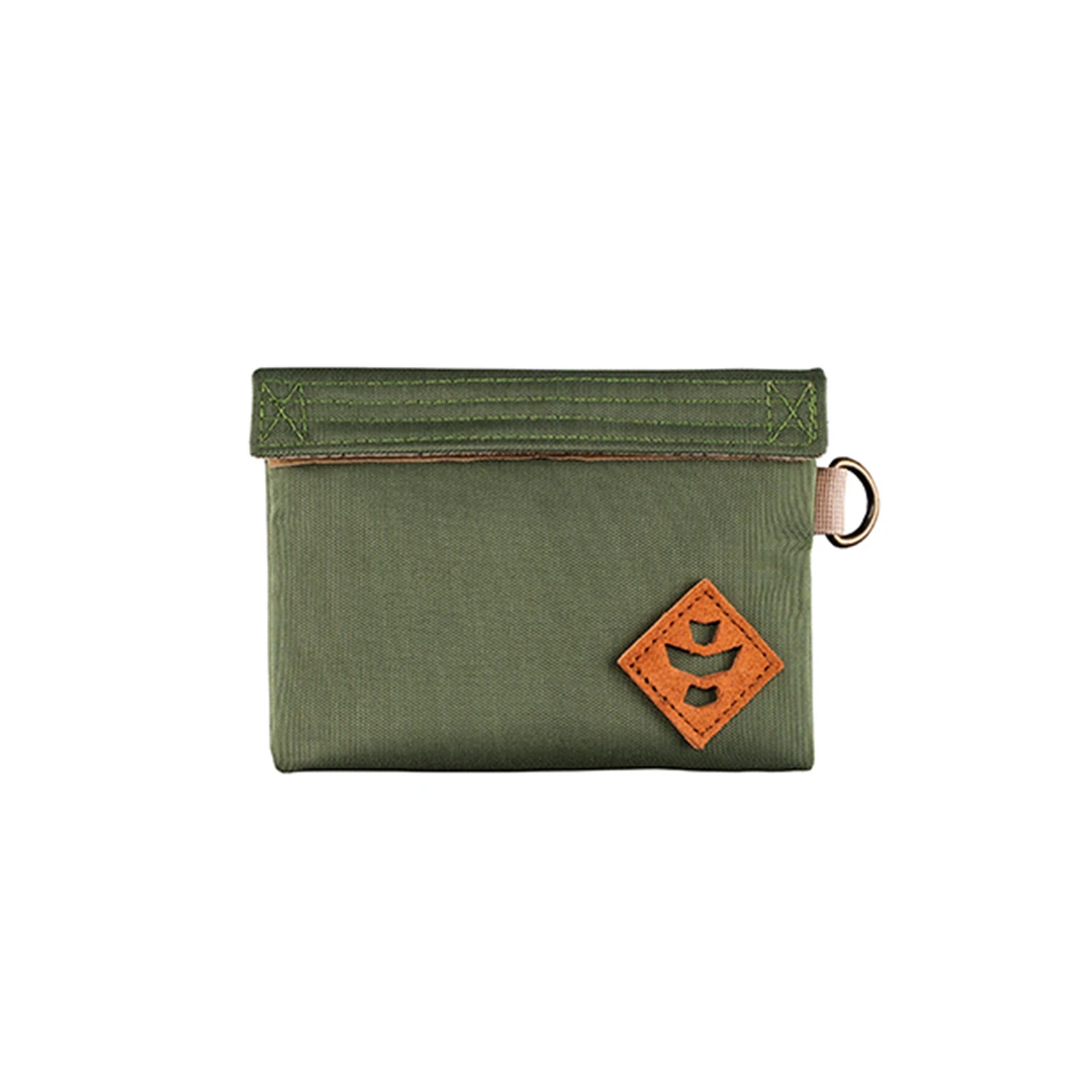 Photograph of product: Reverly Mini Confidant Smell Proof Stash Bag 6" x 4.5" - Green