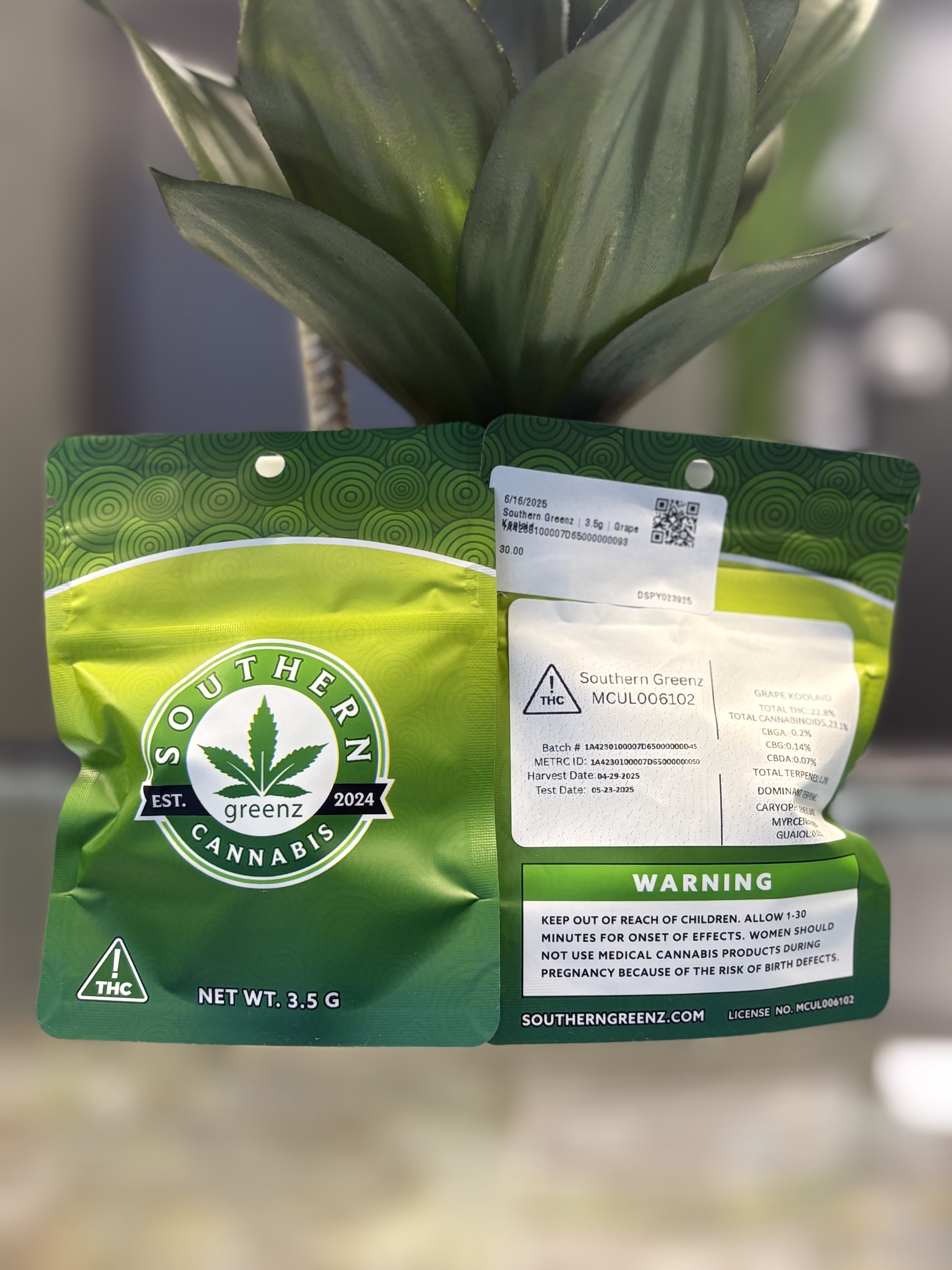 Photograph of product: Southern Greenz | 3.5g | Grape Koolaid