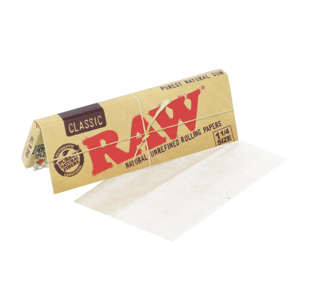 Photograph of product: LB | Raw Classic 1.25" Papers
