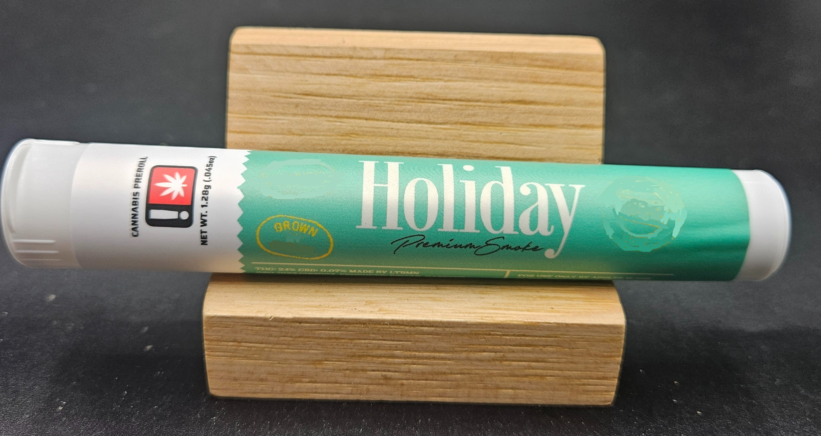 Photograph of product: LTRMN - Tomahawk / Chimera Infused Preroll CBD/TH-oui