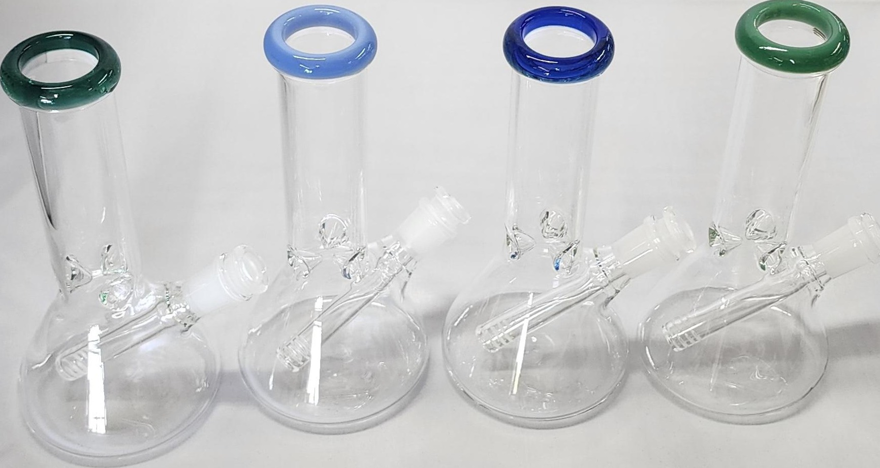 Photograph of Product: Waterpipe bong 8" beaker