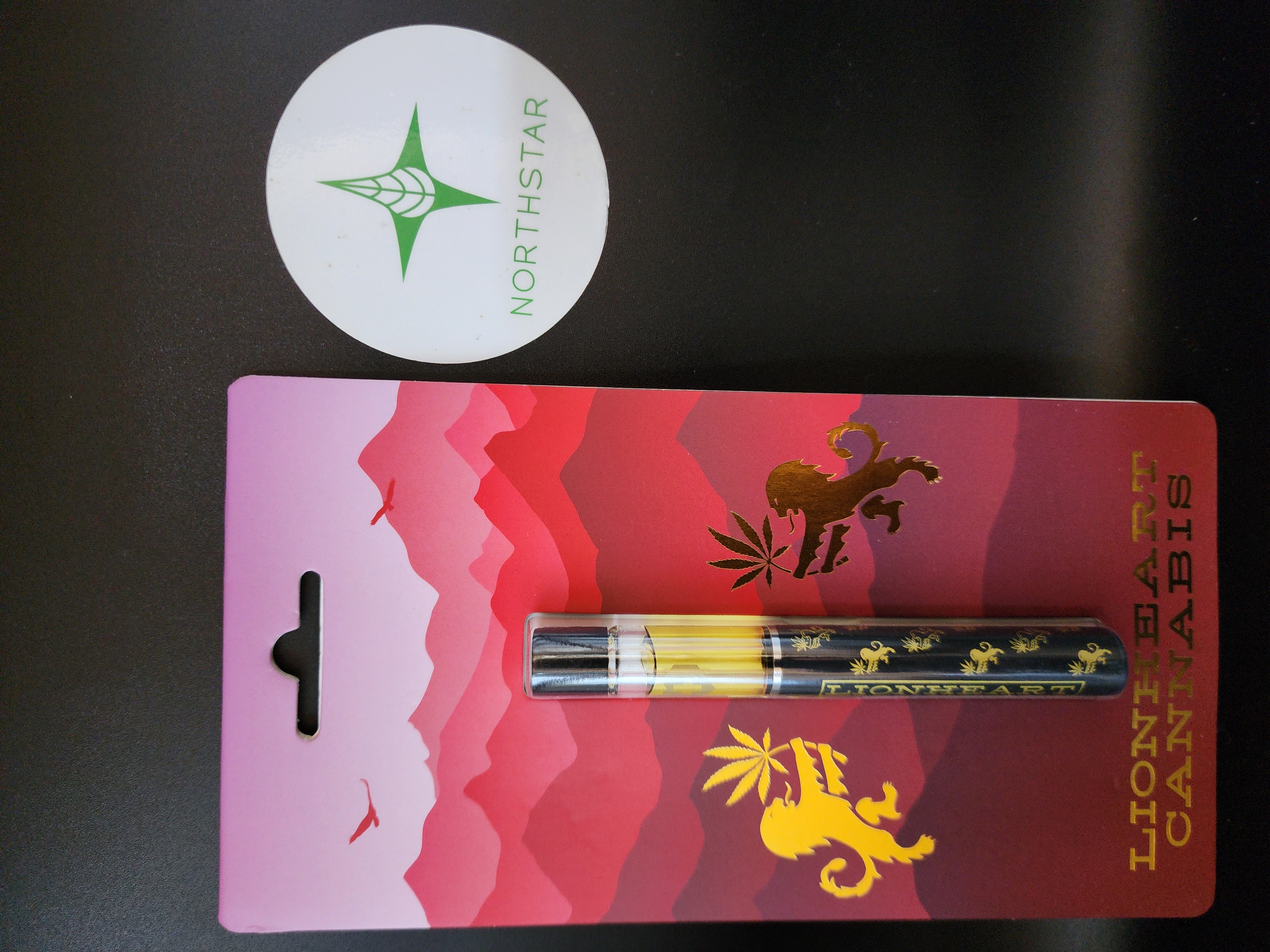 Photograph of product: 1g Disposable Vape - Banana Candy - Lionheart