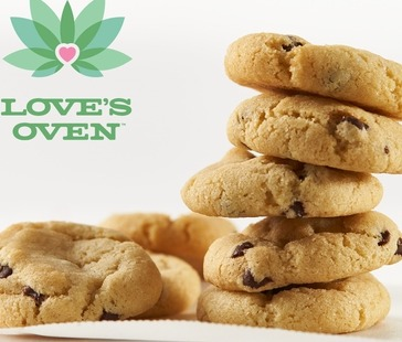 Photograph of product: Chocolate Chip (H) - 100mg Cookies - Love's Oven