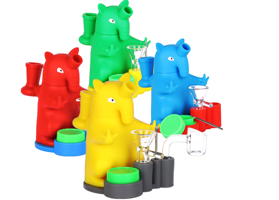 Photograph of product: Anteater All-in-One Station Silicone Dab Rig | 4.25" | 14mm F |