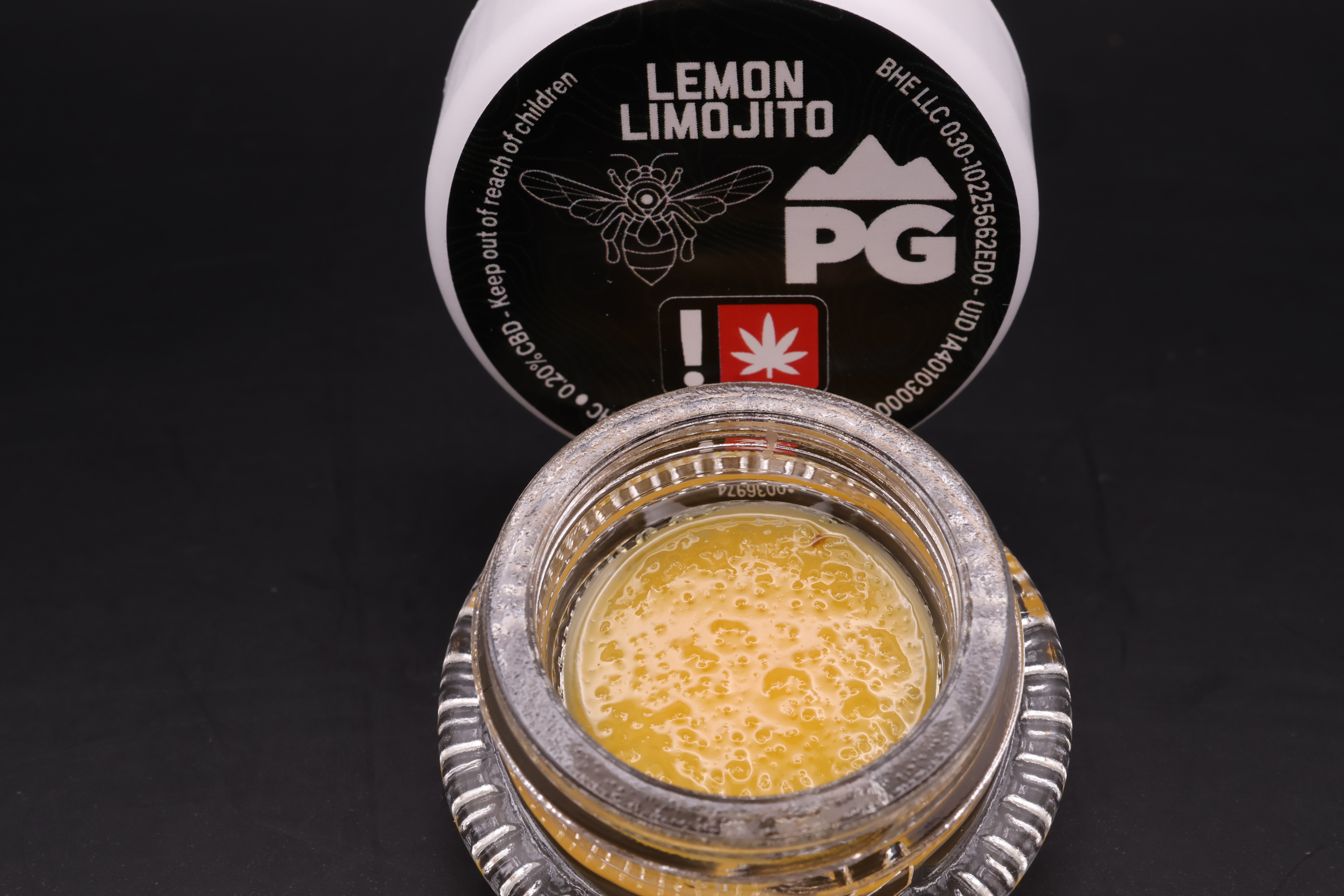 Photograph of product: Lemon Limojito Badder (BeeHive)