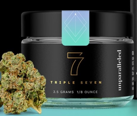 Photograph of product: 777 | Black Triangle | 3.5g | Oui'd