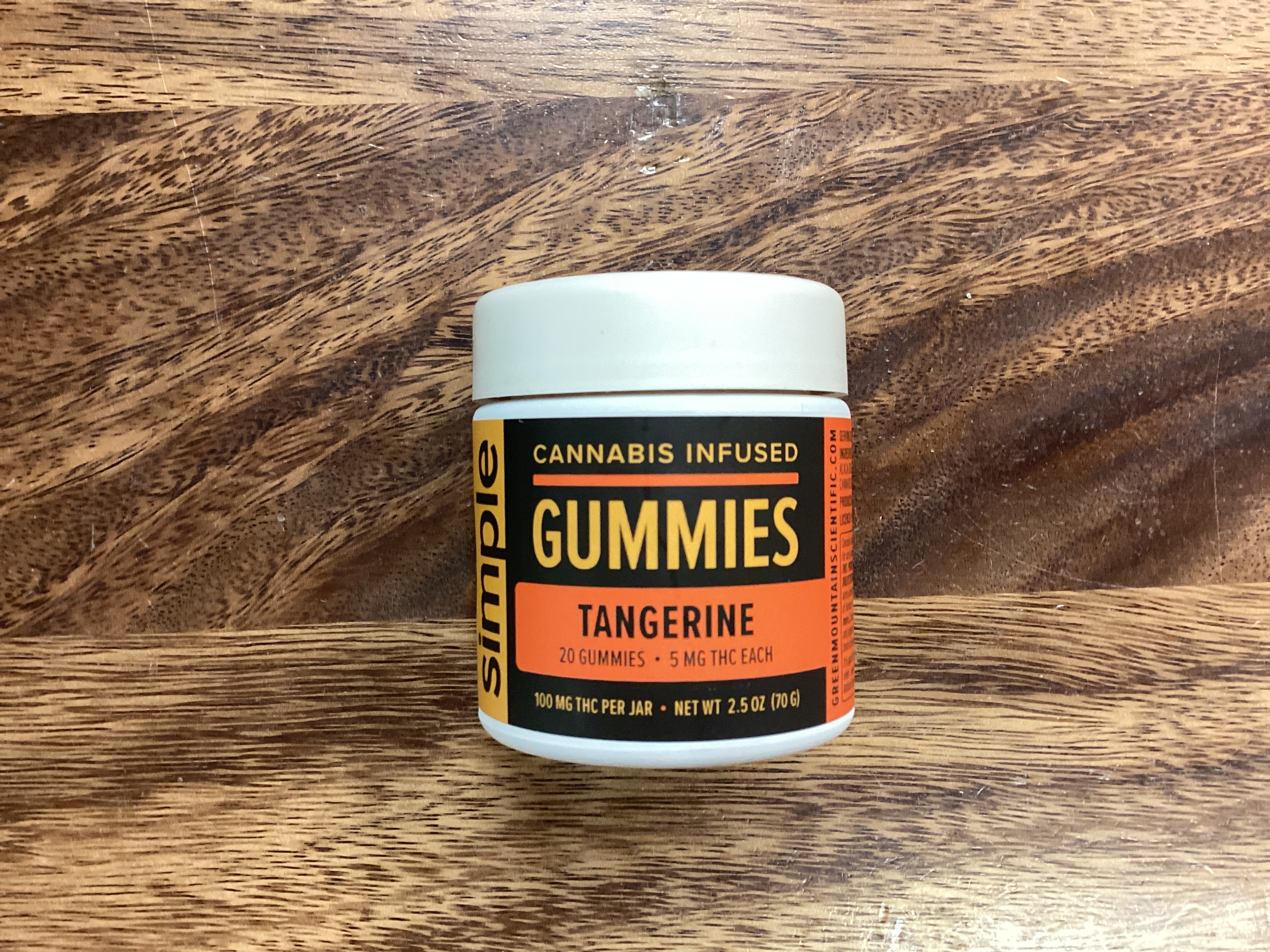 Photograph of product: Tangerine Gummies- Simple