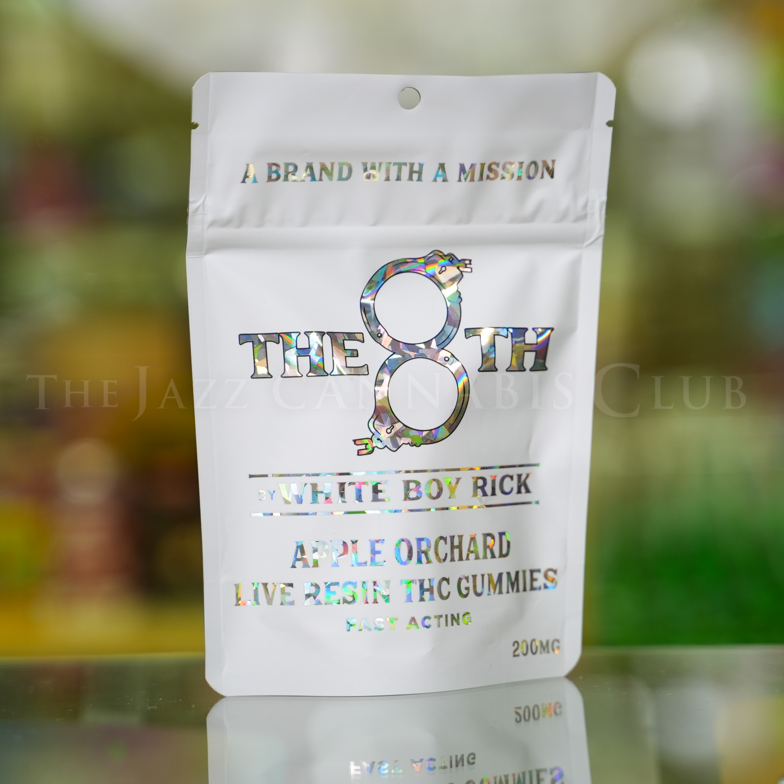 Photograph of product: The 8th White Boy Rick - 200mg Live Resin Gummies Apple Orchard