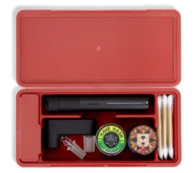 Photograph of product: DAYBREAK PIVOT TRAVEL CASE
