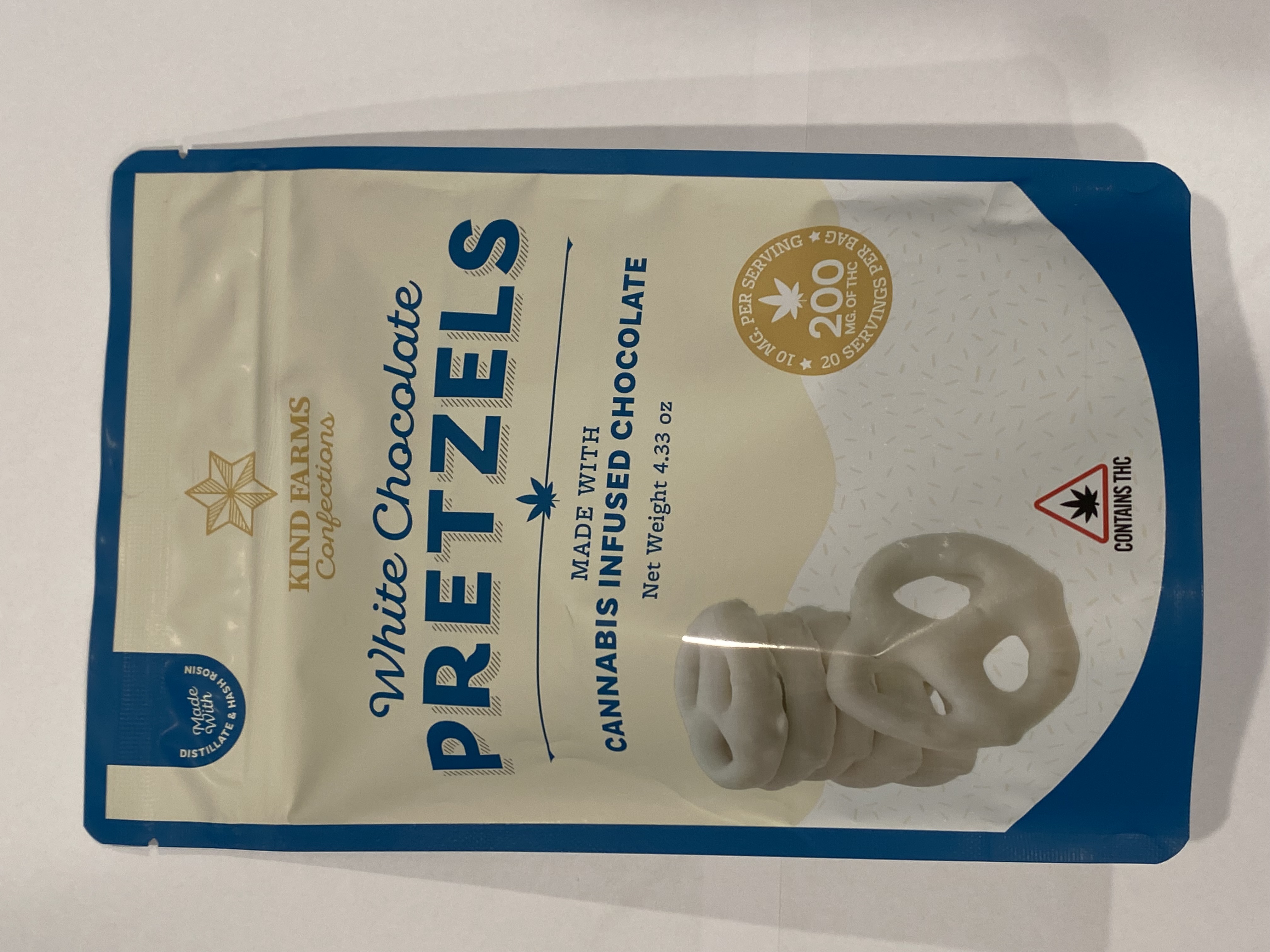 Photograph of product: White Chocolate Covered Pretzels - 200mg