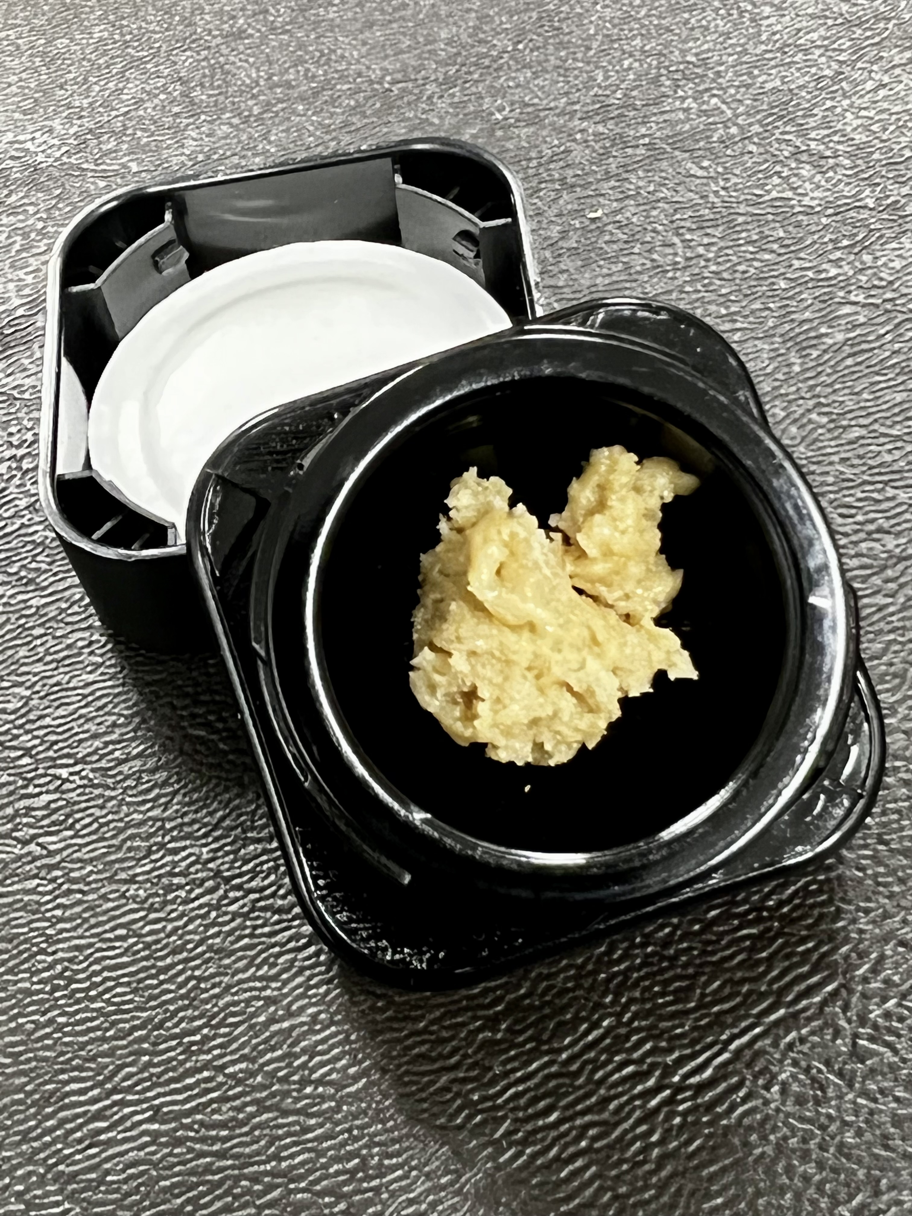 Photograph of product: Ruby Juice Live Rosin Baller Jar
