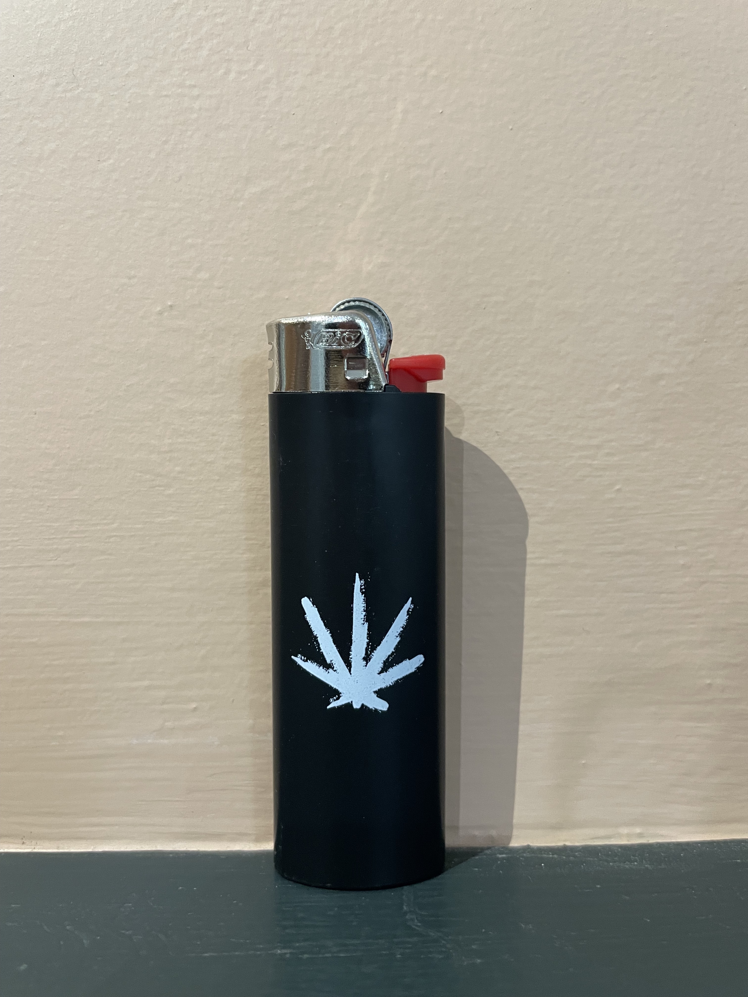 Photograph of product: Rebel Grown Lighter