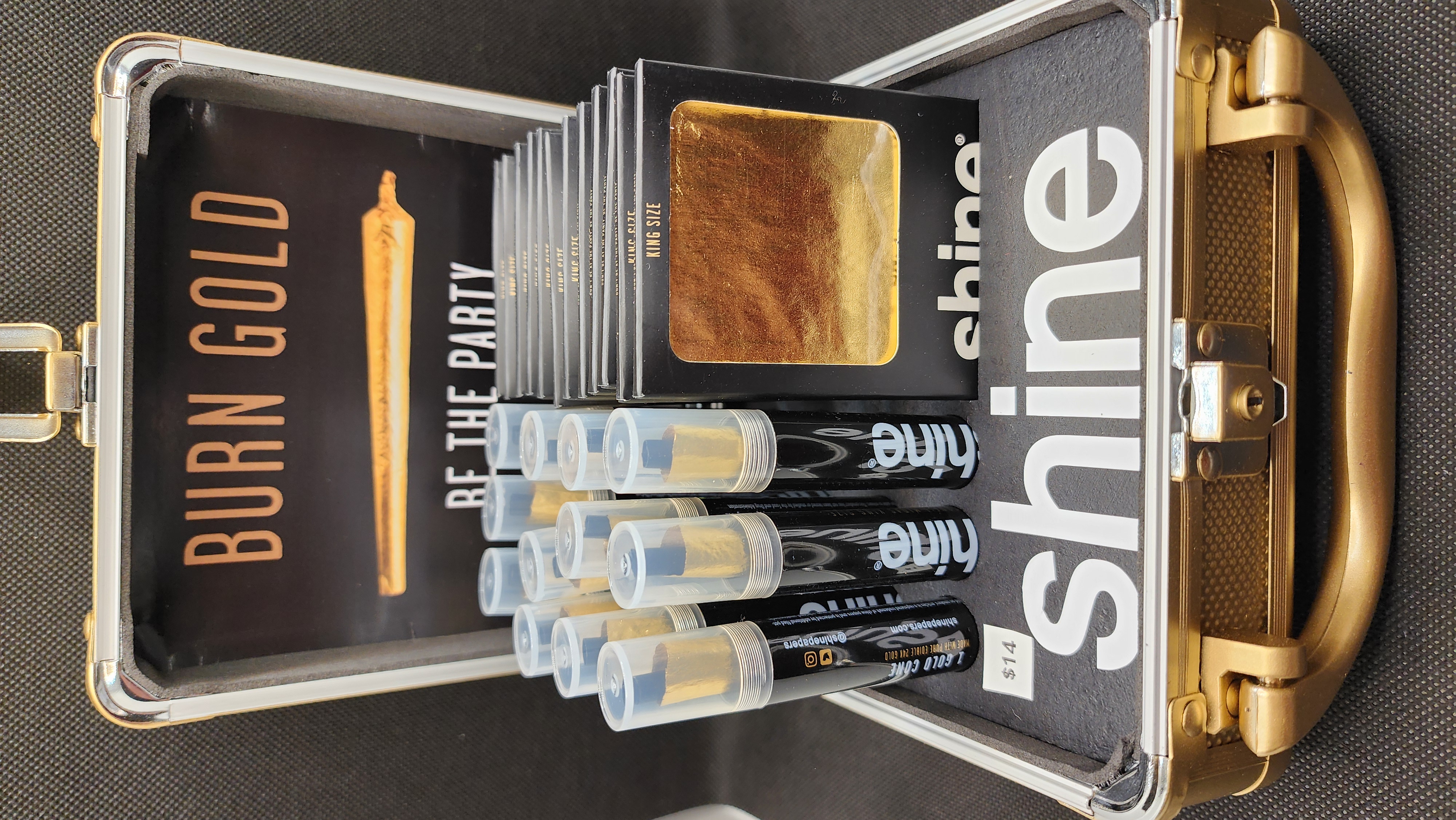 Photograph of product: King Size Gold Cones