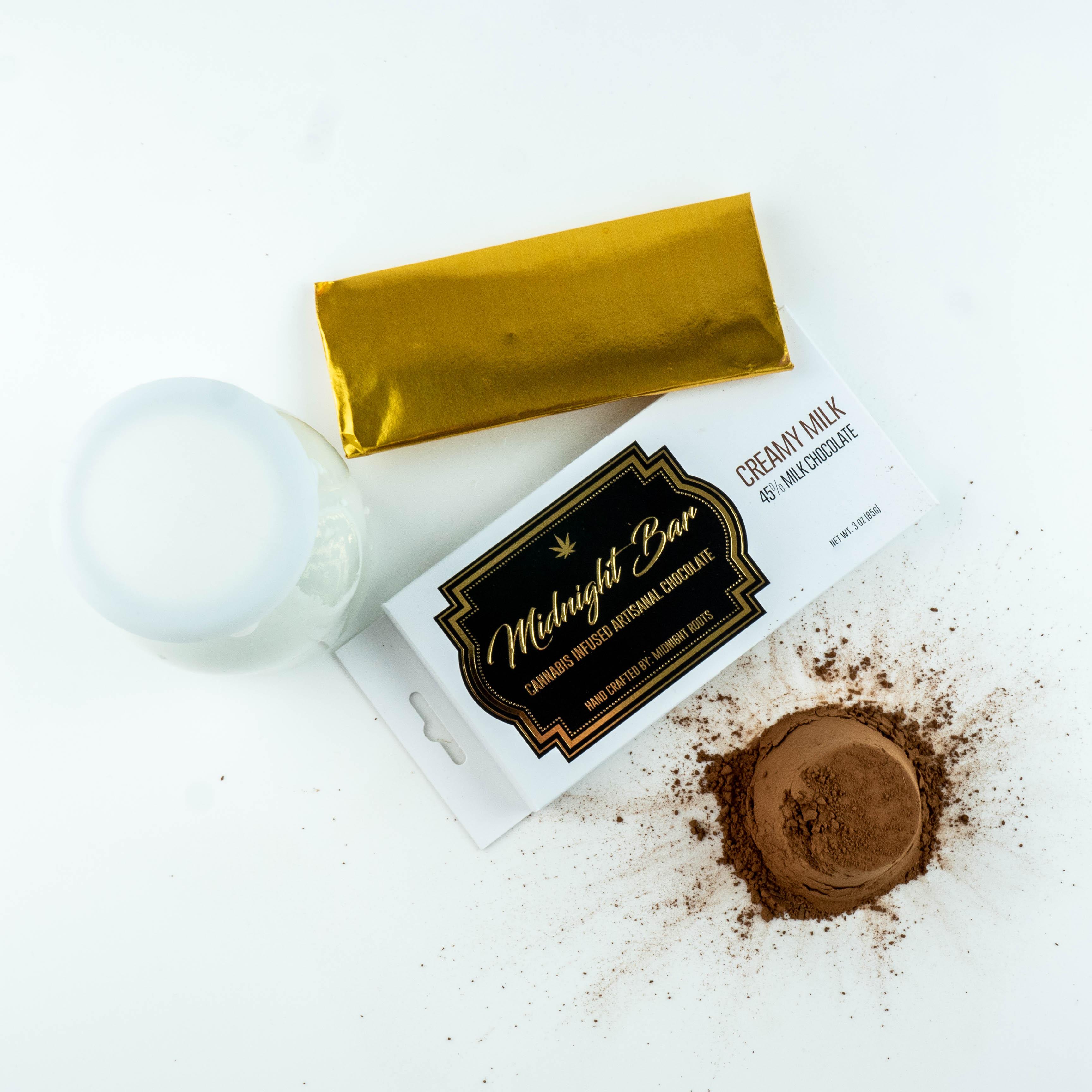 Photograph of product: Midnight Roots - Creamy Milk Chocolate Bar - Edible - 200mg