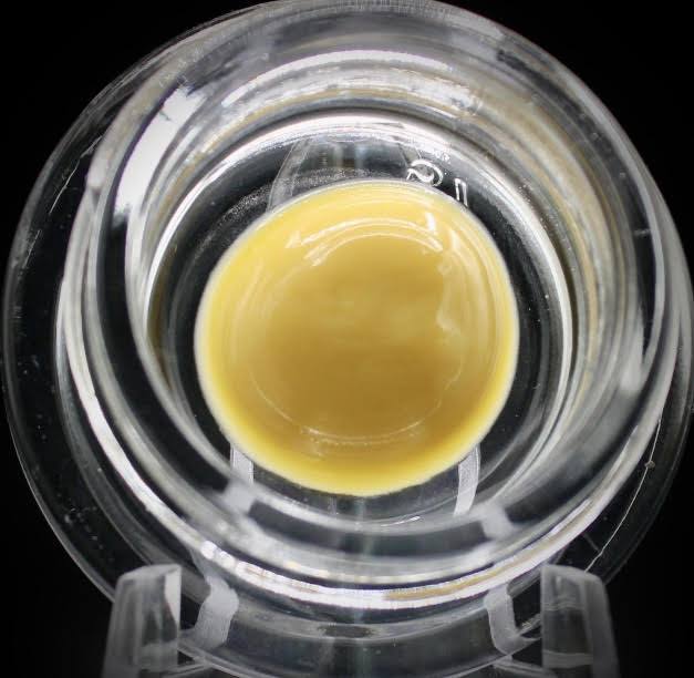 Photograph of product: Beezle: Suit & Tie Live Resin Budder