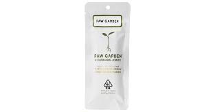 Photograph of product: RAW GARDEN SLYMER PREROLL DIAMOND INFUSED 3PK