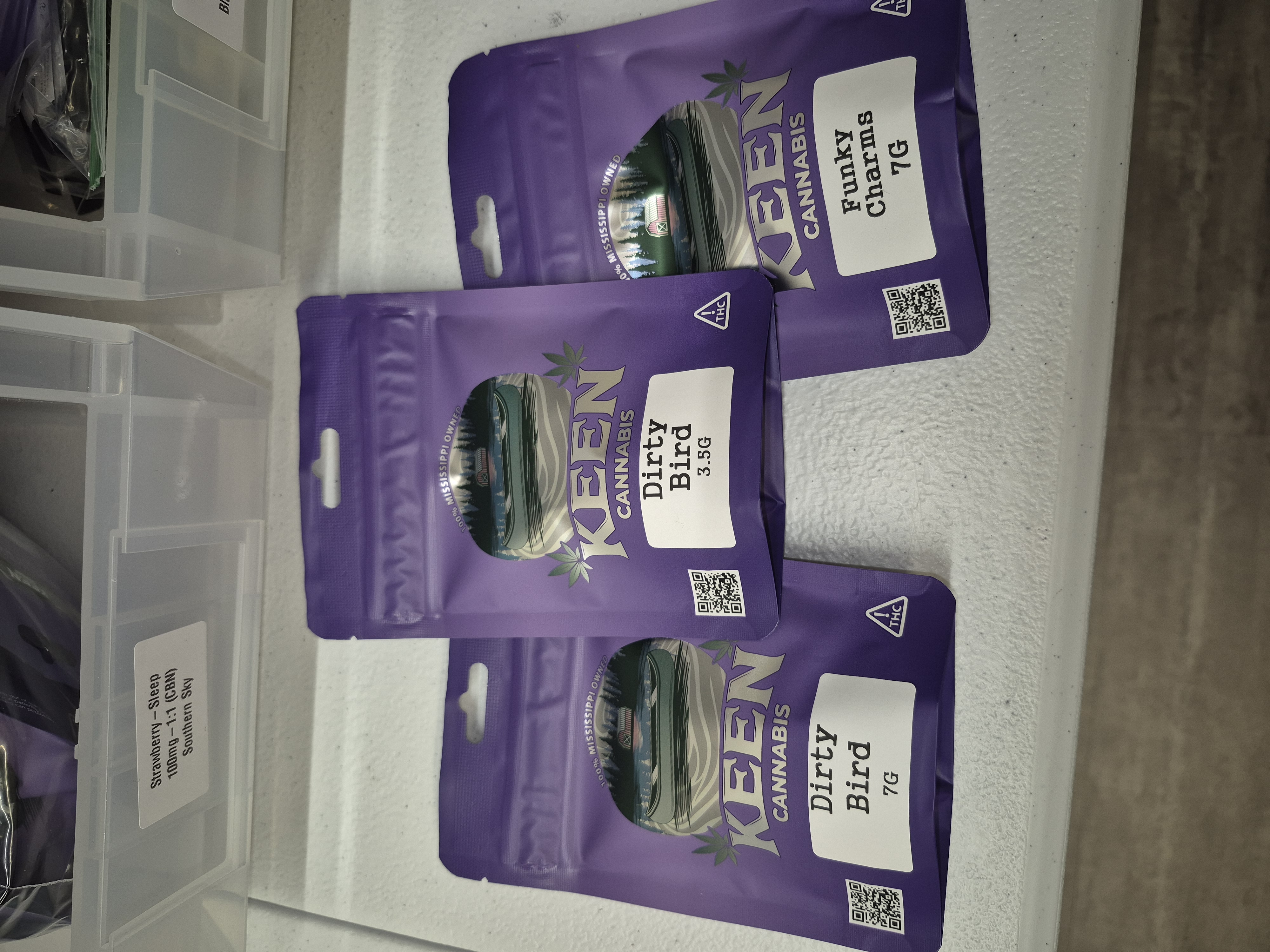 Photograph of product: Keen Oui'd | 7g | Caribbean Creme