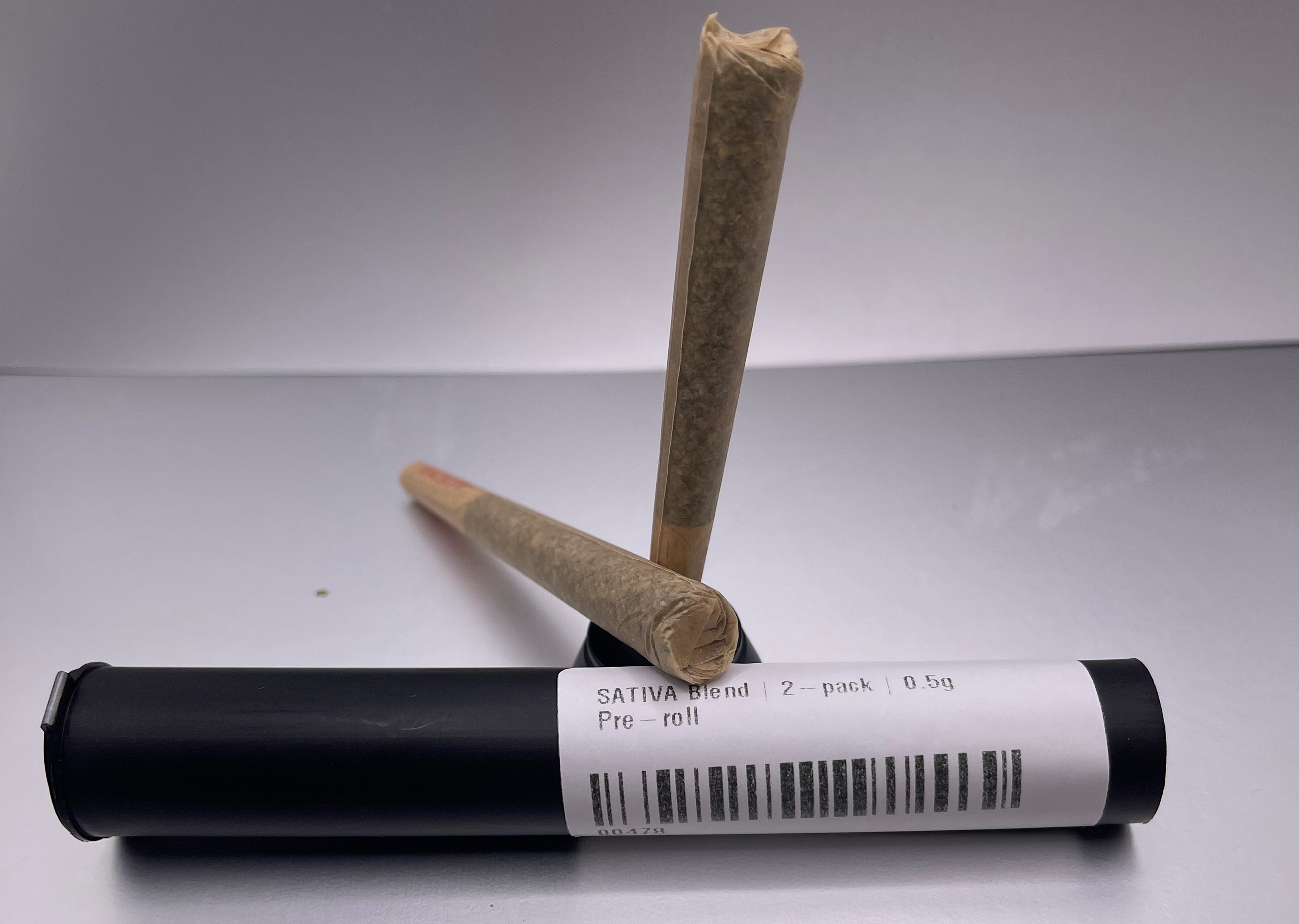 Photograph of product: Pre-Rolls | Oui'd Blend Pre-Rolls 2ct