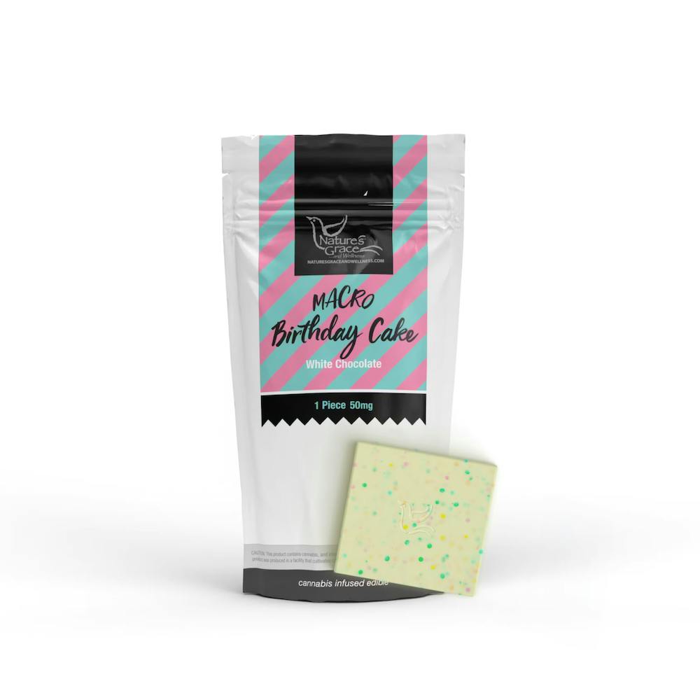 Photograph of product: Birthday Cake White Chocolate Bar MACRO