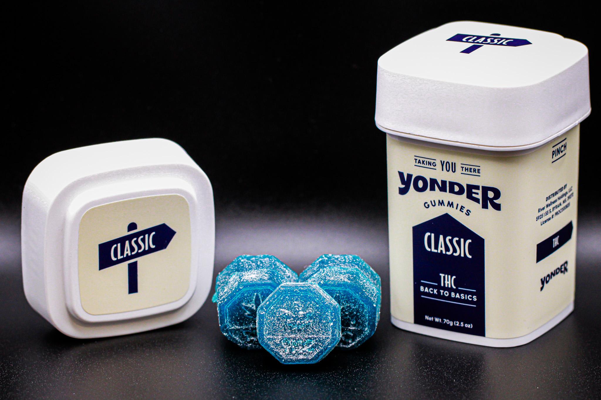 Photograph of product: Classic Wildberry | 200mg Gummies | Yonder