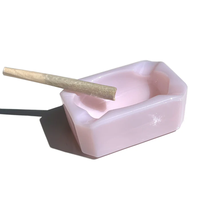 Photograph of product: Poppy Ashtray | Pink