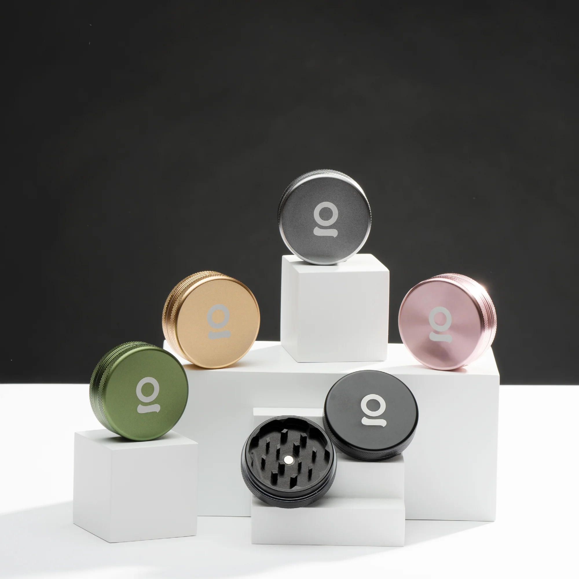 Photograph of product: Ongrok | 2 Piece Grinder 50mm | Black
