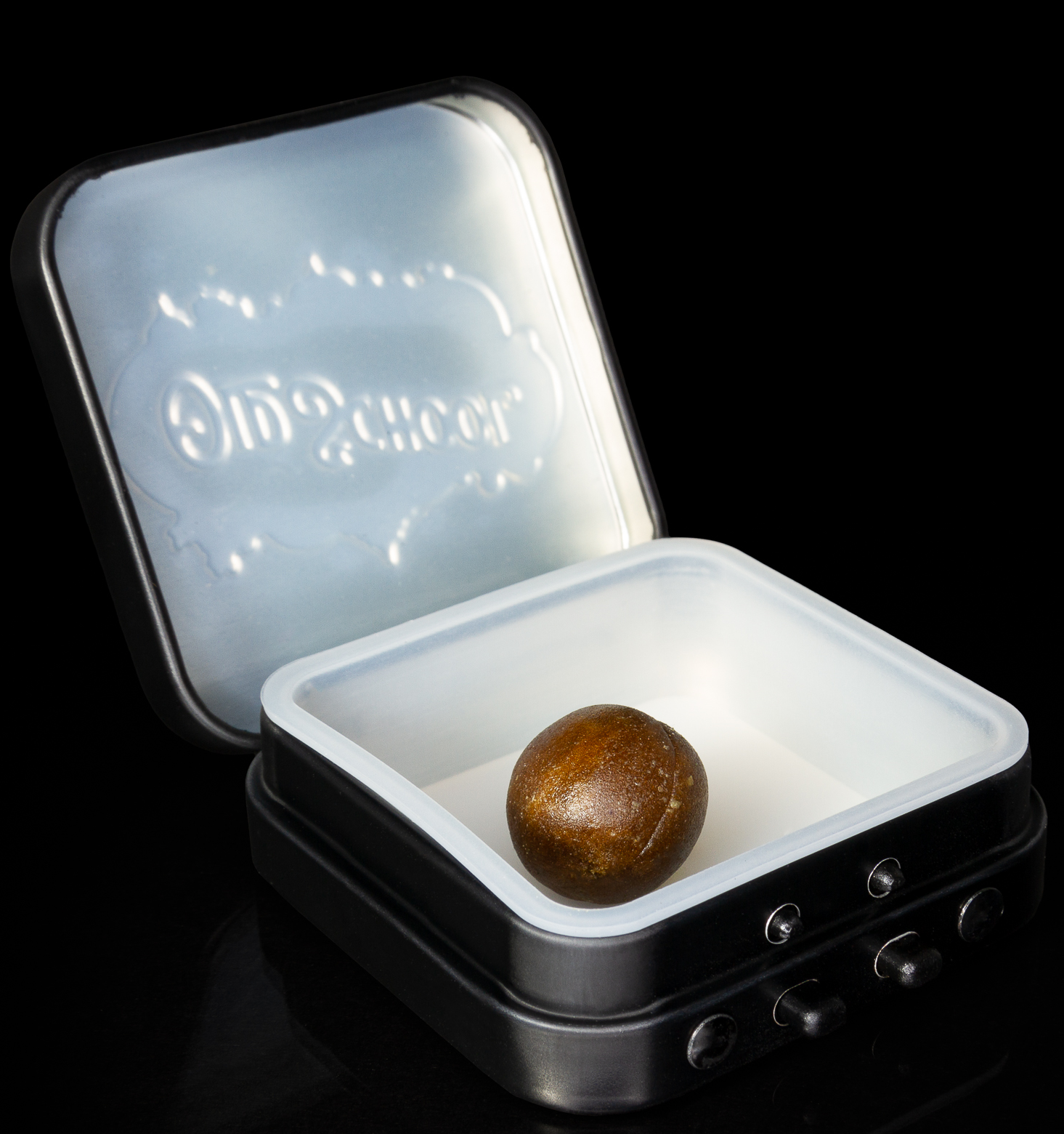 Photograph of Product: Red Sensi | Temple Ball | Old School Hash Co.