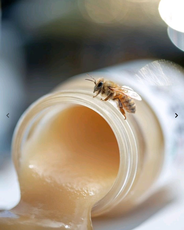 Photograph of product: Zilla's -  Wildflower Honey - 200mg