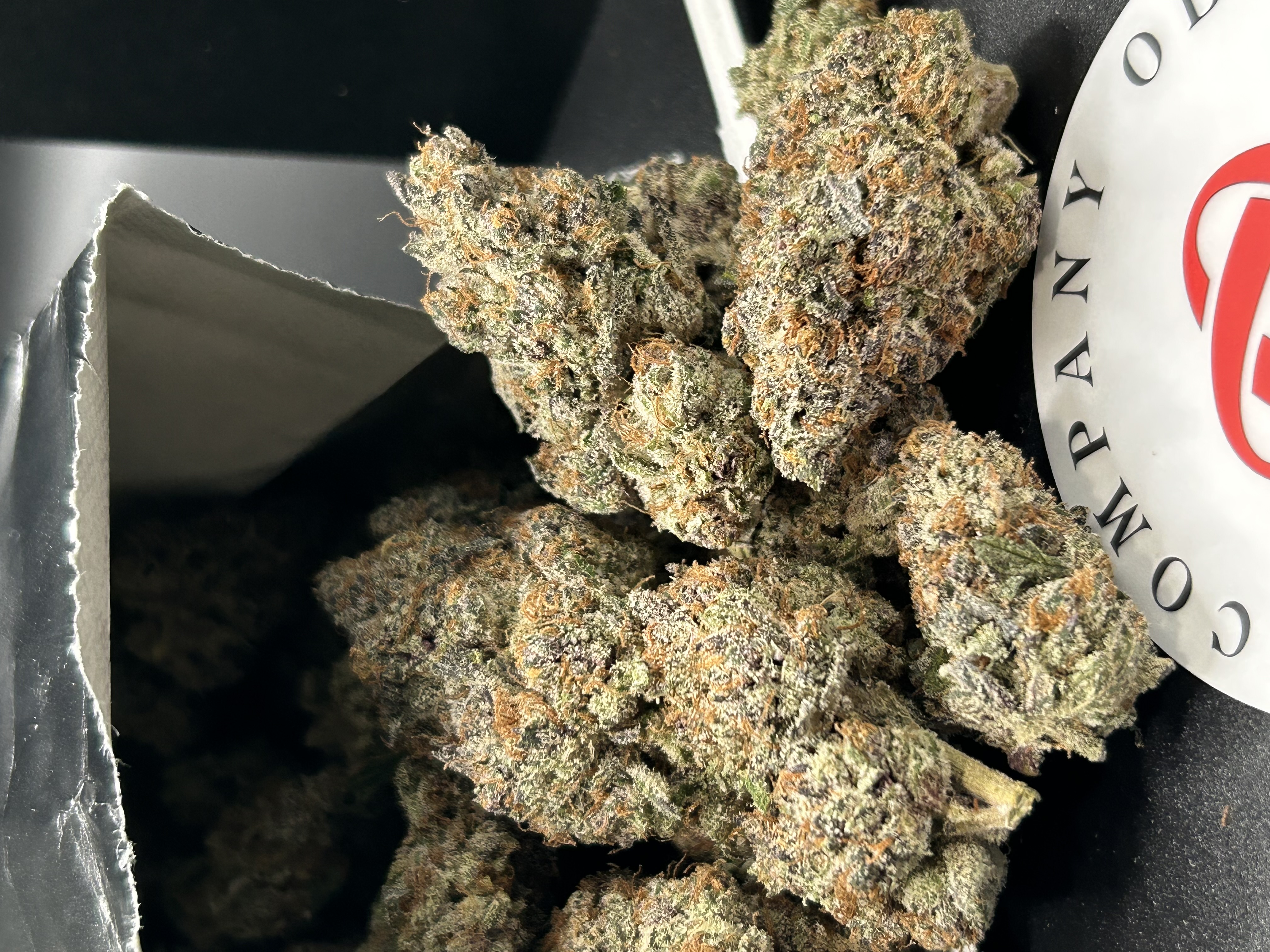 Photograph of product: Velvet Cookies - 28g