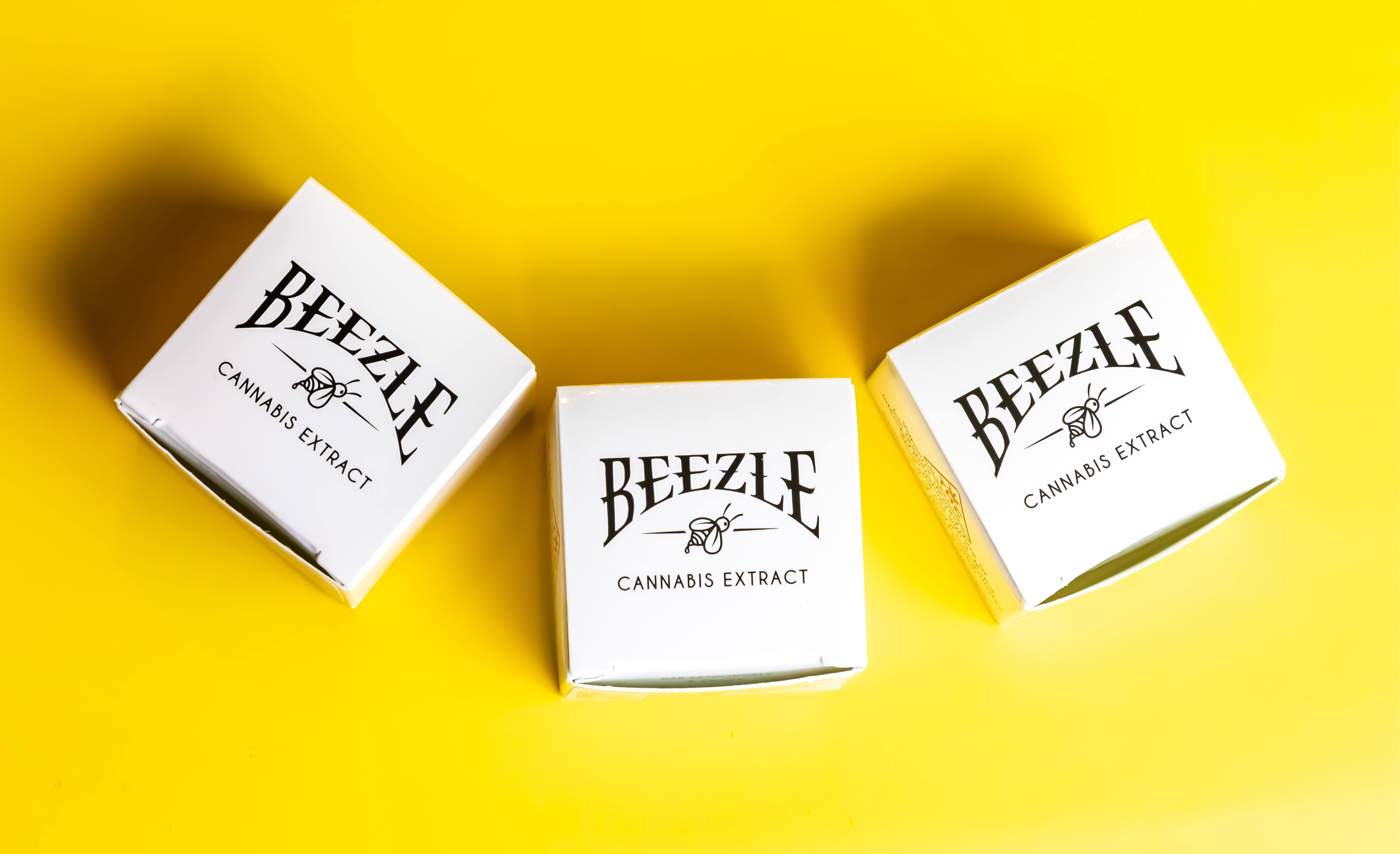 Photograph of product: Beezle - White 99 - Live Resin Budder