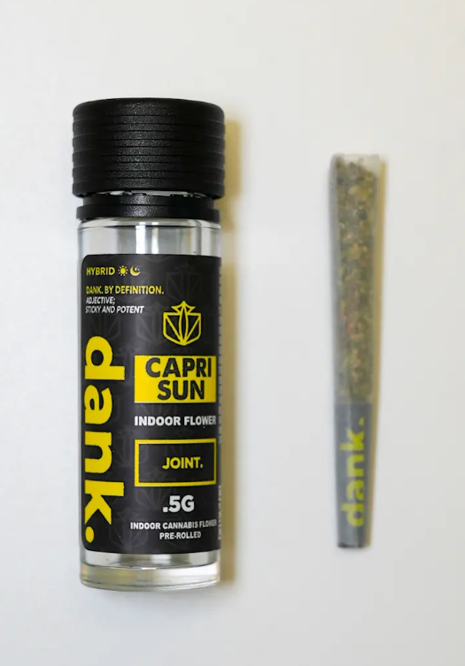 Photograph of product: Capri Sun Pre roll | Hybrid | Dank