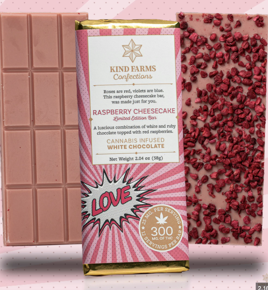 Photograph of product: 200mg Chocolate Bar | Raspberry Cheesecake