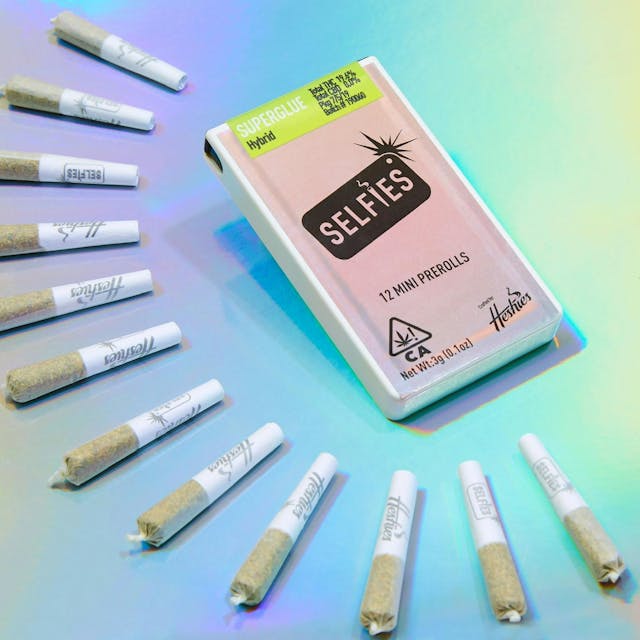 Photograph of product: Selfies – Superglue – Pre-Roll - 12-Pack - 3g - 
