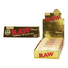 Photograph of product: Raw Papers Etheral | 1 1/4 Size | Gold