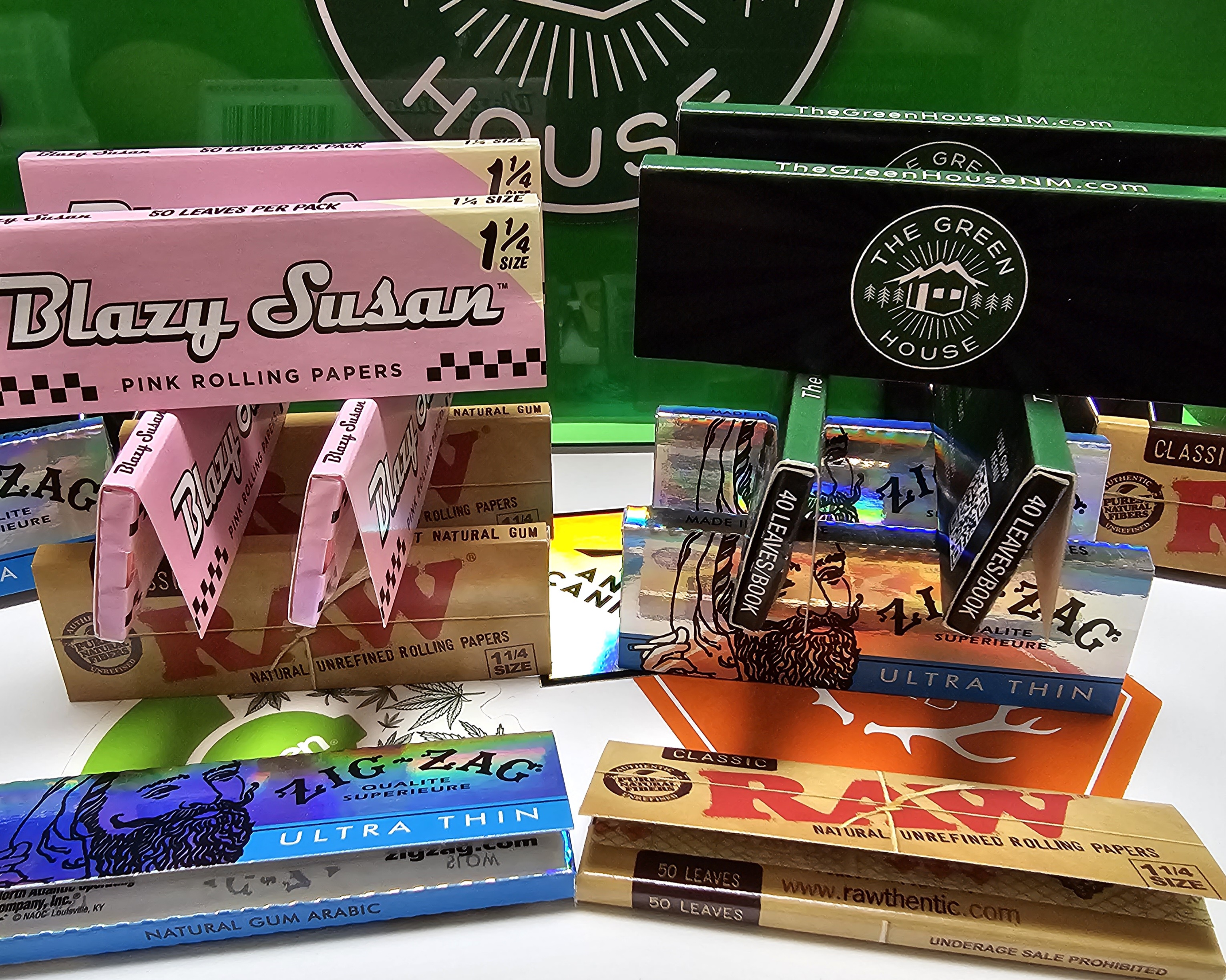Photograph of product: Raw - Organic Hemp - Papers - 1 1/4