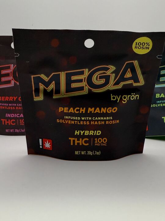 Photograph of product: Gummy | Peach Mango