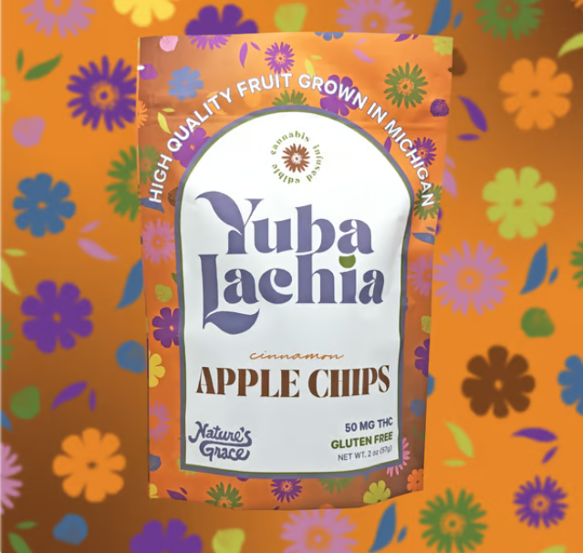 Photograph of product: Yubalachia | Cinnamon Apple Chips | Edible
