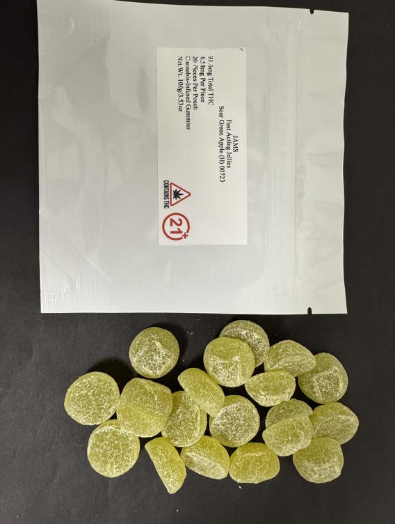 Photograph of product: JAMS Fast Acting Jellies Sour Green Apple (H) 00723