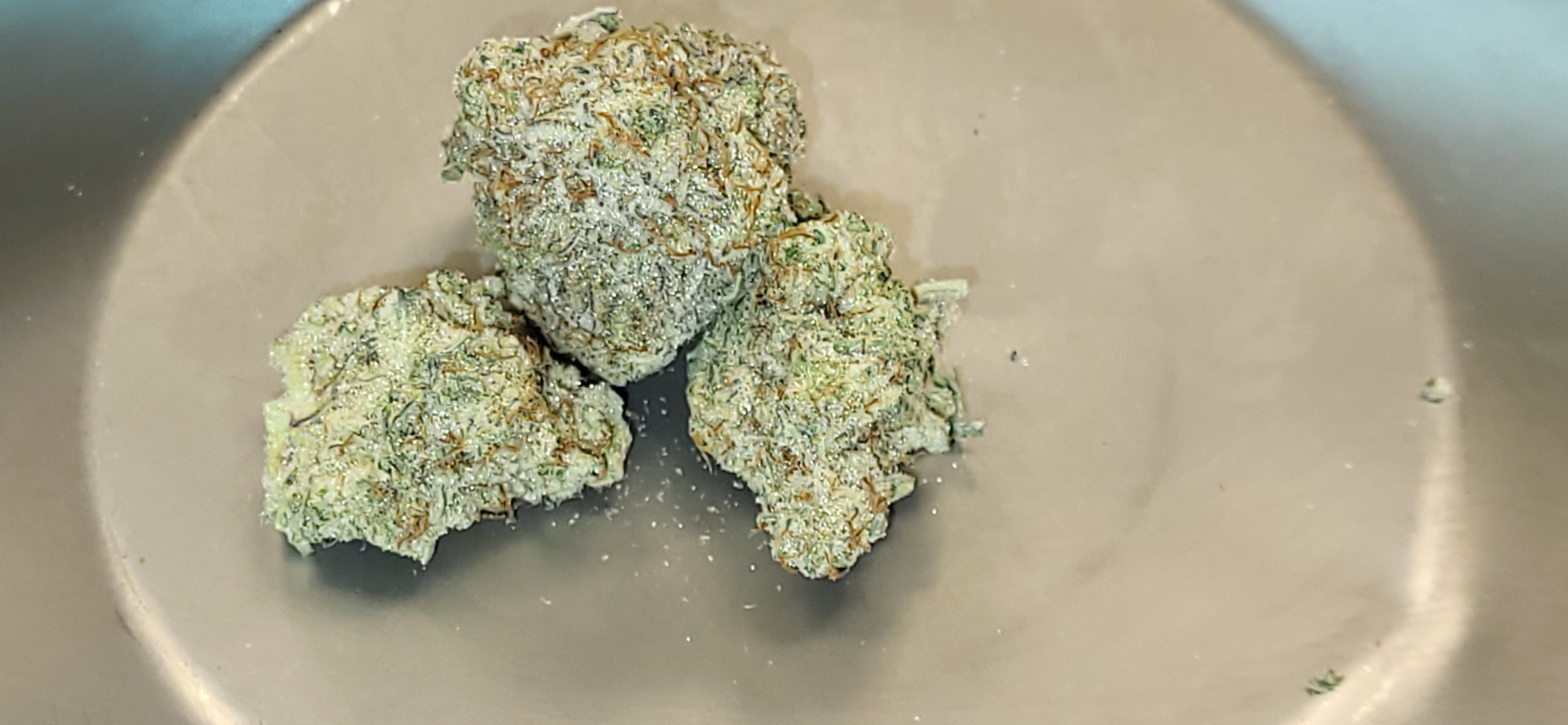 Photograph of product: Miracle Alien Cookies - 28g