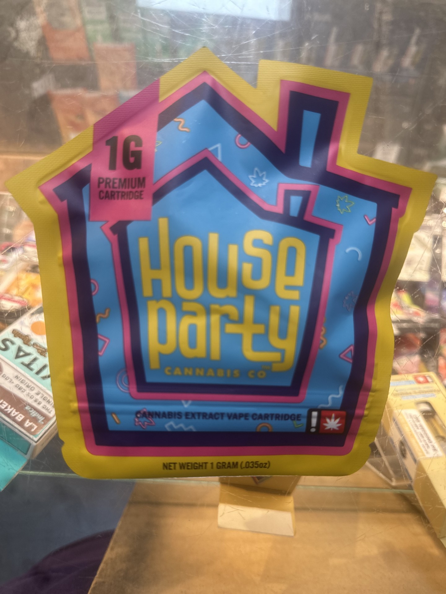Photograph of product: HOUSE PARTY - VAPE LIQUID DIAMONDS - 1G - KUSH MINTZ